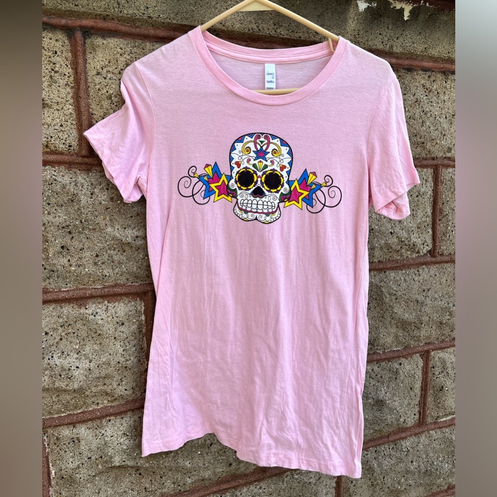 Pink skull shirt junior large